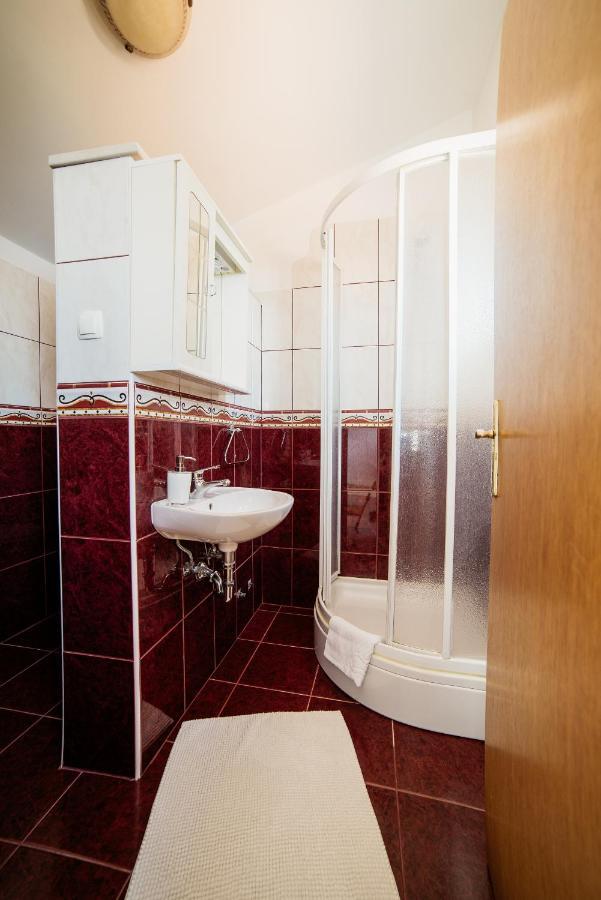Apartment Selce 5206A 외부 사진