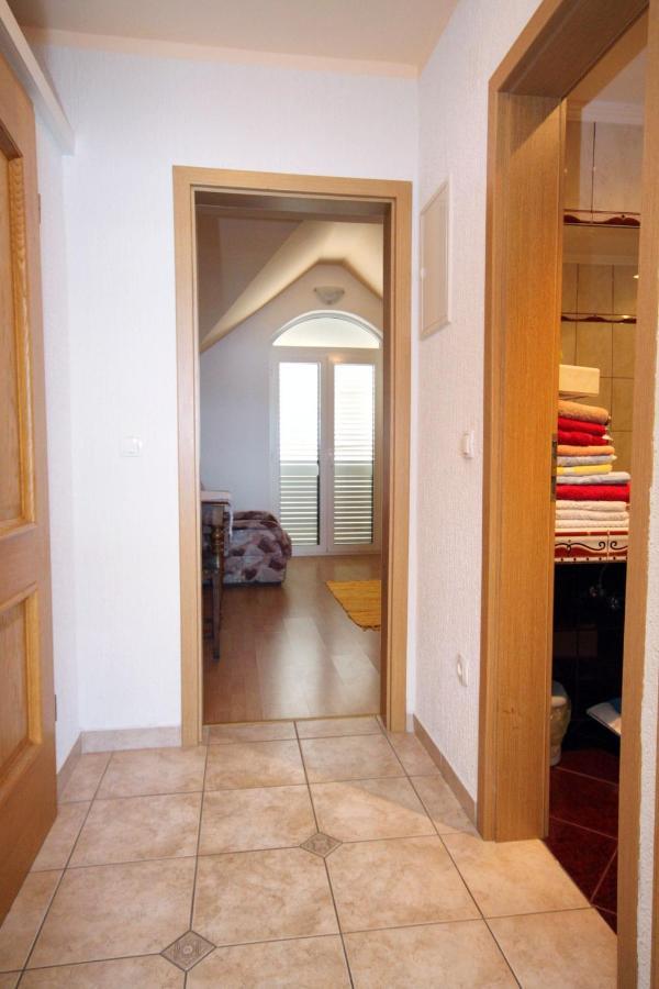 Apartment Selce 5206A 외부 사진